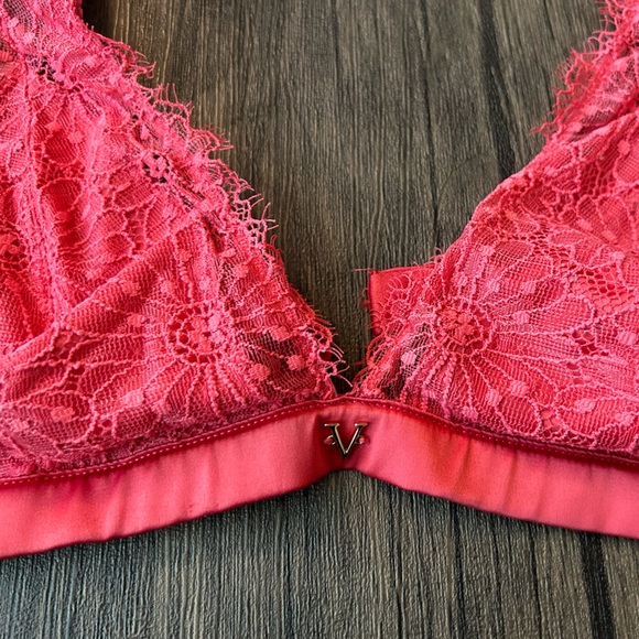 Bralette - Picture 2 of 5